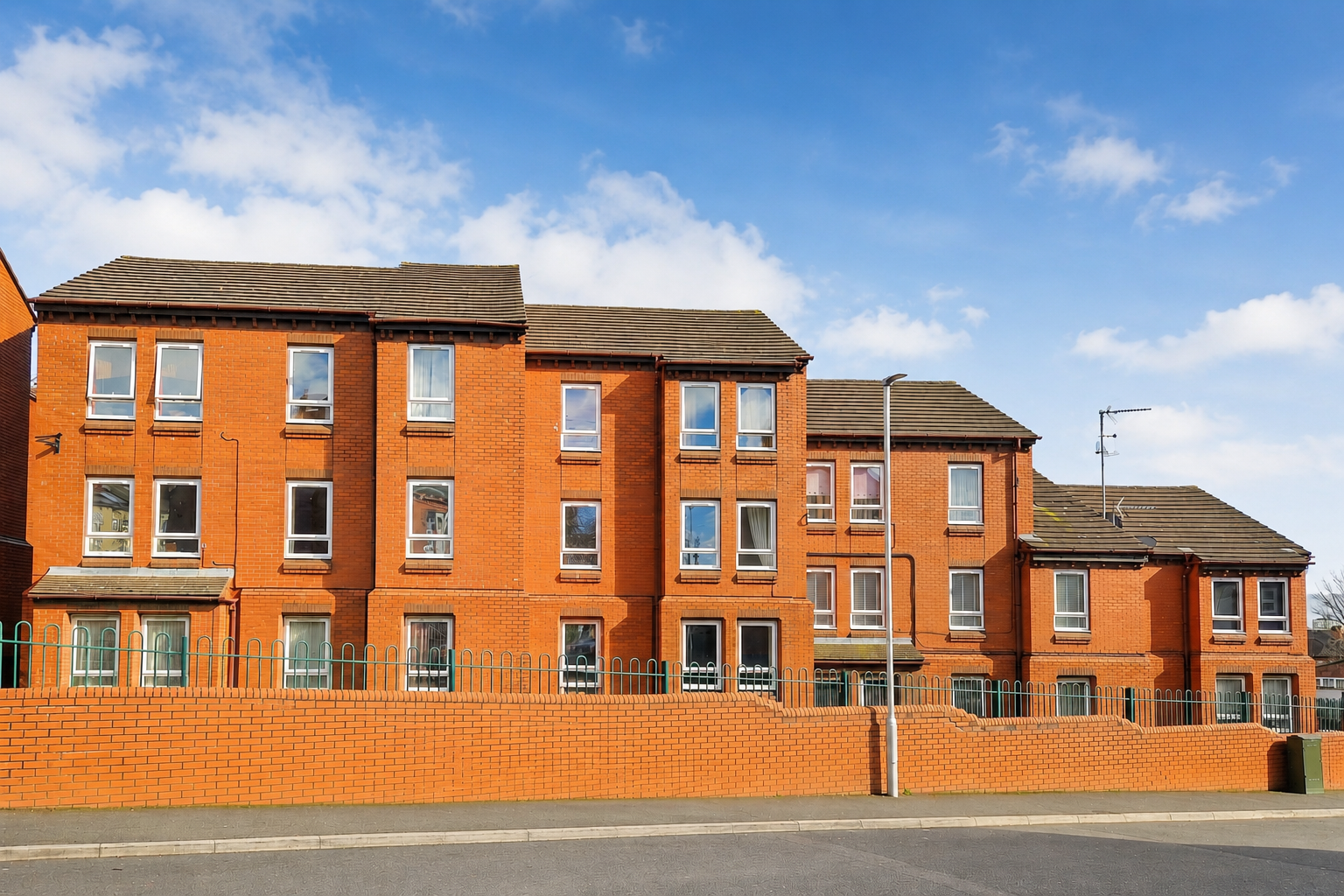 Leeds one-bedroom flat — auction bridging loan case study